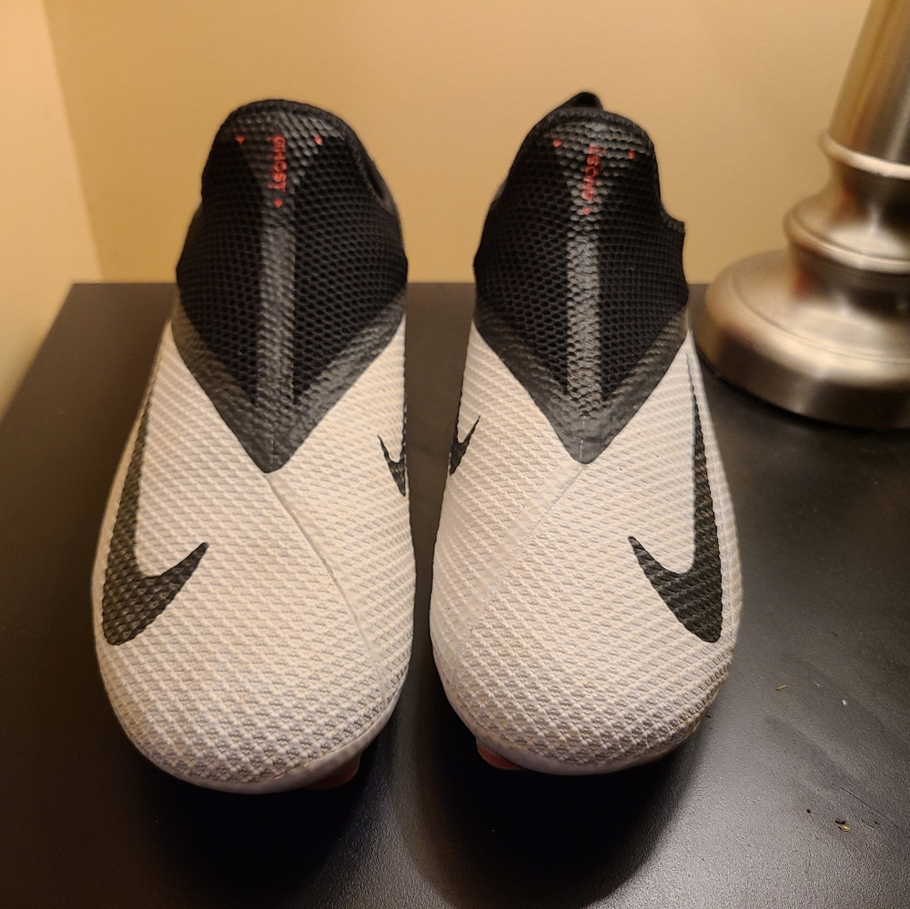 Nike cleats (soccer)